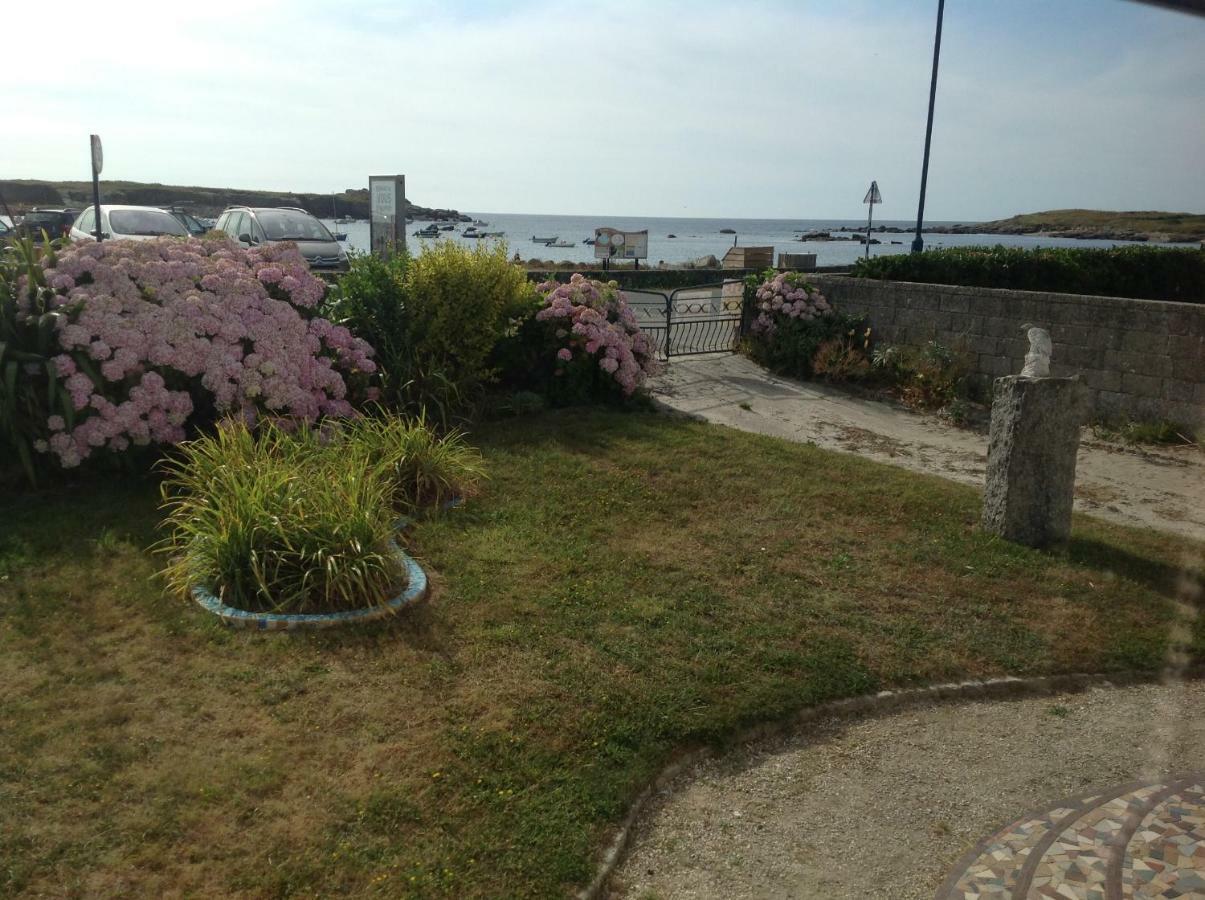 Villa Au Bord Du Chenal Porspoder Exterior foto